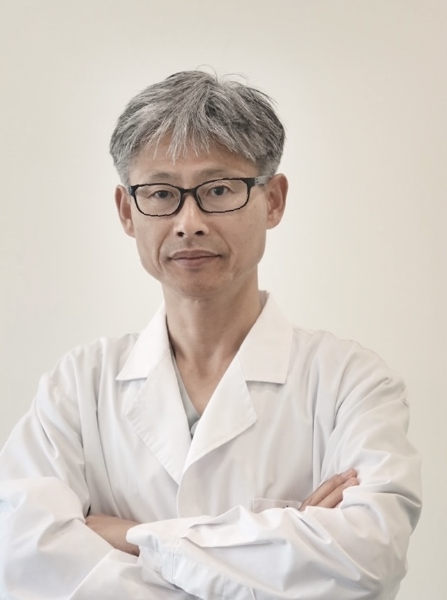 이덴슬리벨 ‘호흡리셋’의 신효상 저자(닥터베어풋 신효상마취통증의학과의원 대표원장. (사진=비전비엔피 제공)